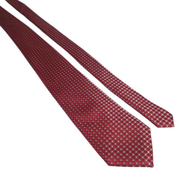 Izod Vintage Red & Silver Geometric Necktie - Picture 1 of 5